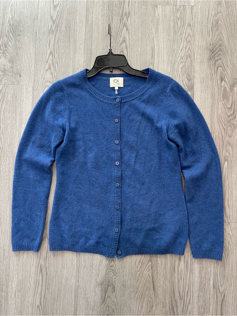 Qi cashmere blue cardigan